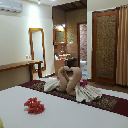 Balenta Bungalow Джили Трауанган Екстериор снимка